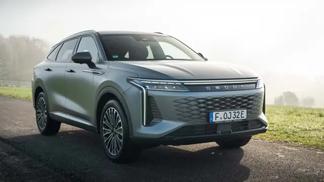 El Omoda supera los 500 CV con holgura y tiene prestaciones de deportivo.