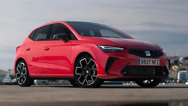 Los coches de gasolina representan el segundo grupo más vendido, tras los híbridos.
