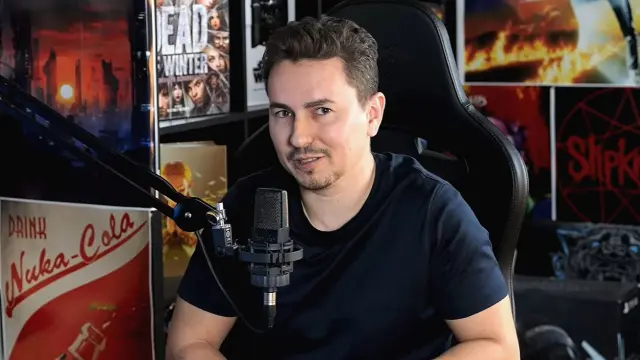 Jorge Lorenzo durante su entrevista en un podcast donde reflexionó sobre sus inicios junto a su padre.