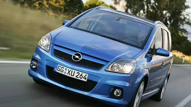 Opel Zafira OPC