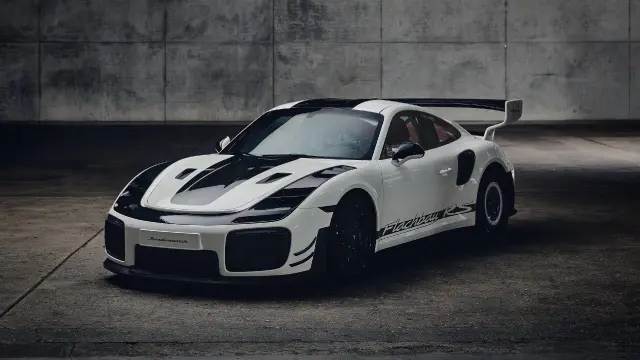 Porsche 911 GT2 RS Flachbau