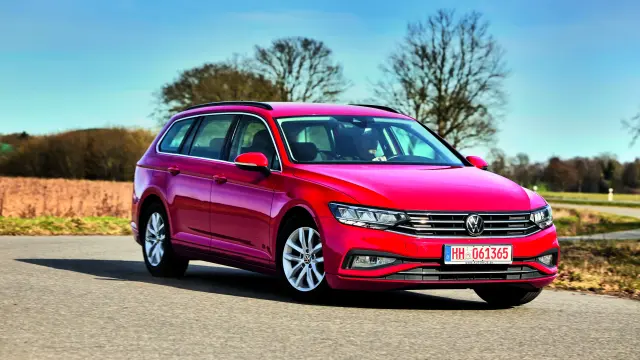 Volkswagen Passat Variant 2.0 TDI (2023) de segunda mano