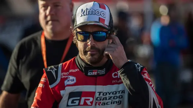 Fernando Alonso correrá el Dakar en 2027