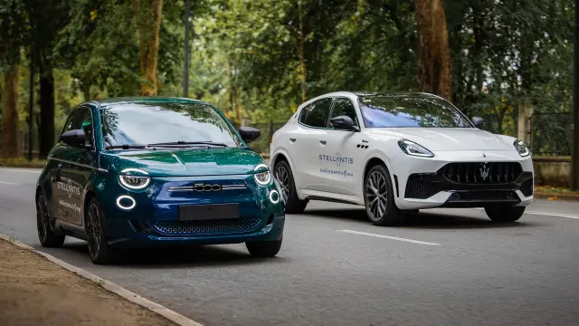 Sistema de conducción autónoma STLA AutoDrive powered by Wayve de Stellantis.