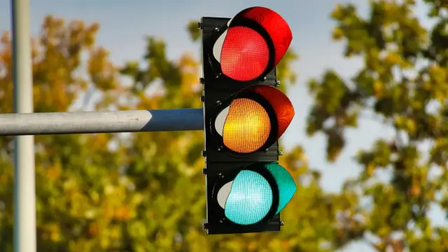 El nuevo cambio en los semáforos puede ser un problema.