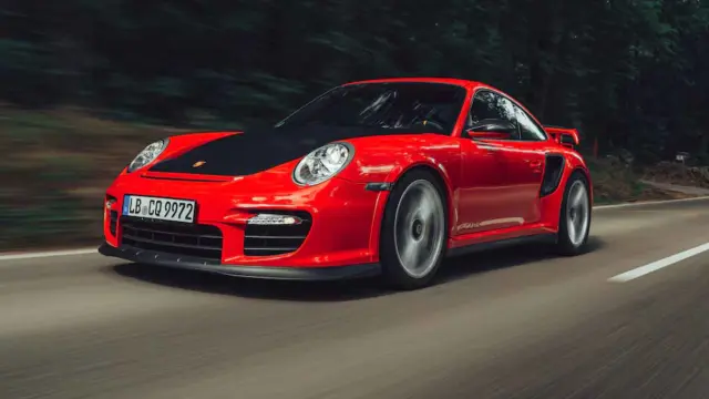 He conducido un Porsche 911 GT2 RS de hace 16 años