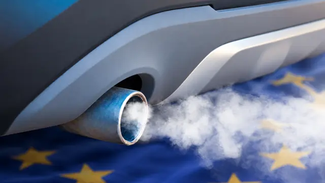 Puede que los coches de combustión aún tengan vida en Europa.