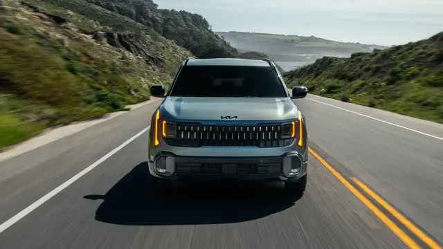 Descubre la gama de vehículos de Kia para 2027