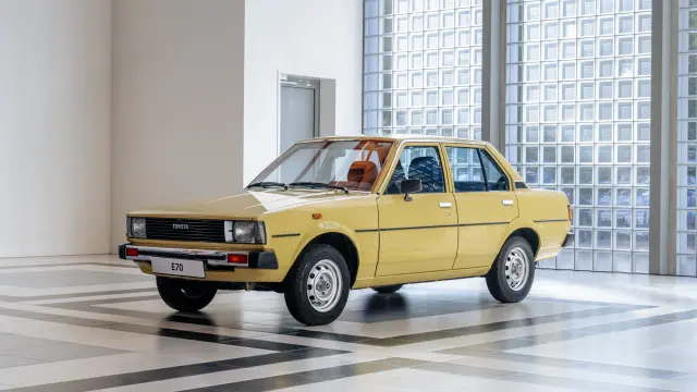 Toyota Corolla E70