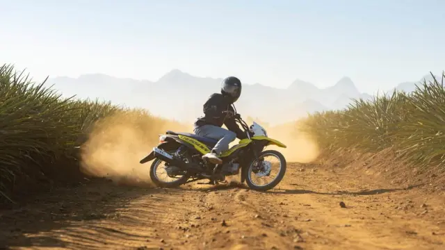 Suzuki Raider J Crossover