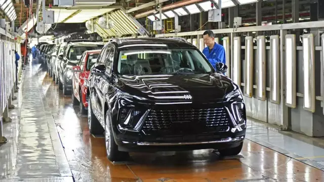 Línea de montaje de SAIC en China.