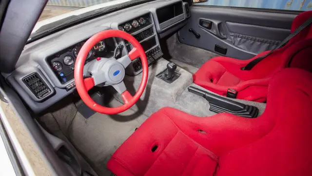 Ford RS200