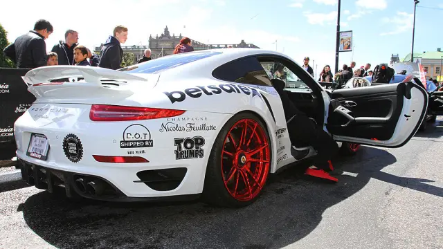 Los coches más espectaculares de la Gumball 300 de este año Porsche