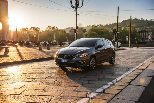Fiat Tipo de cinco puertas frontal