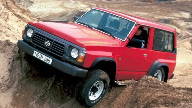todoterrenos-viejos-baratos-nissan-patrol-lateral