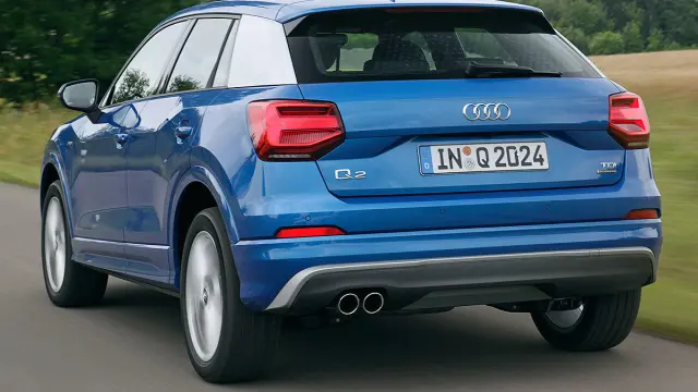 Audi Q2 piloto maletero portón
