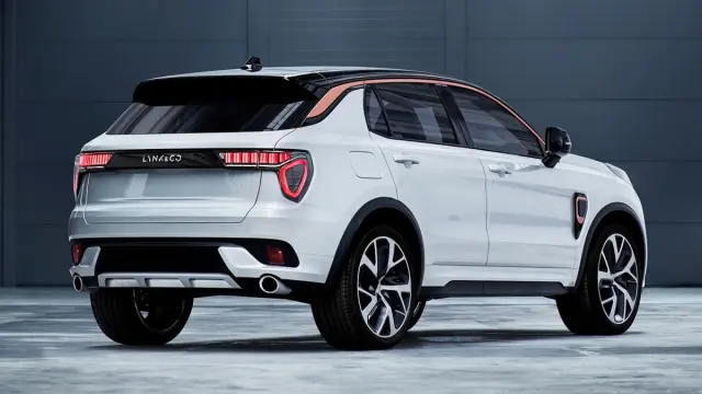 Lynk & Co 01 zaga