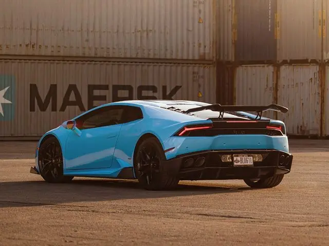 Lamborghini Huracan by 106 industries