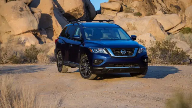 Nissan Pathfinder 2017 delantera