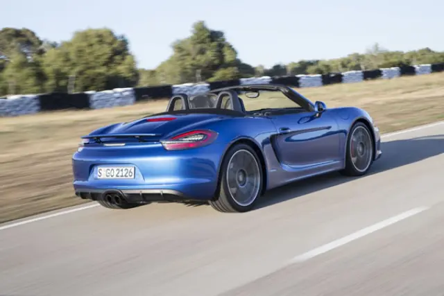 porsche-boxster-trasera