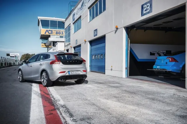 Accesorios Volvo Polestar 2