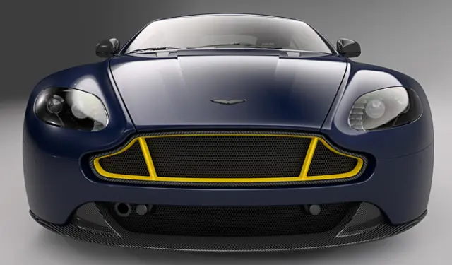 Aston Martin Vantage Red Bull Racing Edition morro