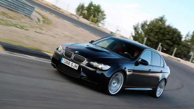 BMW M3 E90