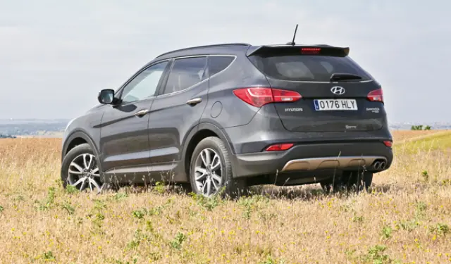 Hyundai Santa Fe trasera