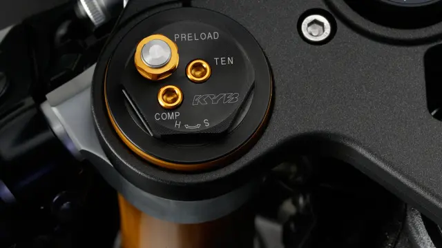 Yamaha R1 2015 9