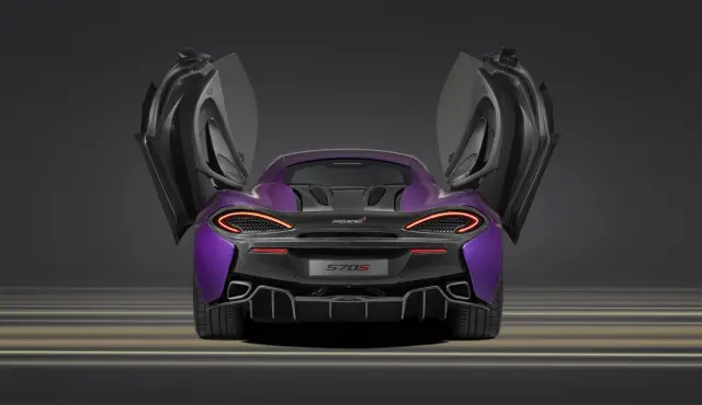 mclaren 570s mso trasera puertas
