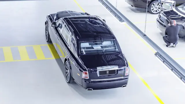último Rolls-Royce Phantom VII fabricado zaga