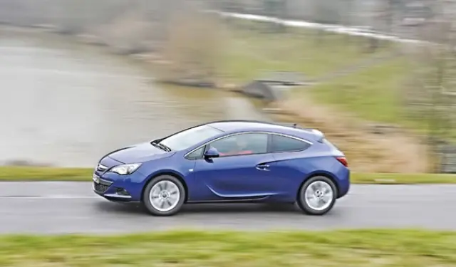 Comparativa Kia procee´d GT-Opel Astra-Volkswagen Scirocco