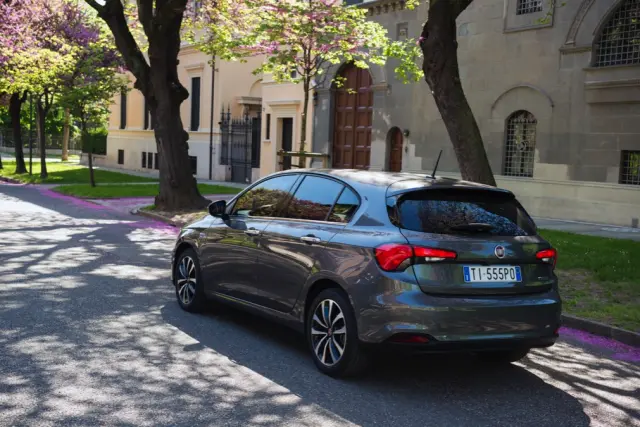Fiat Tipo de cinco puertas pilotos