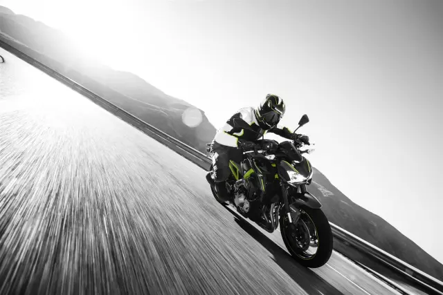 Kawasaki Z900