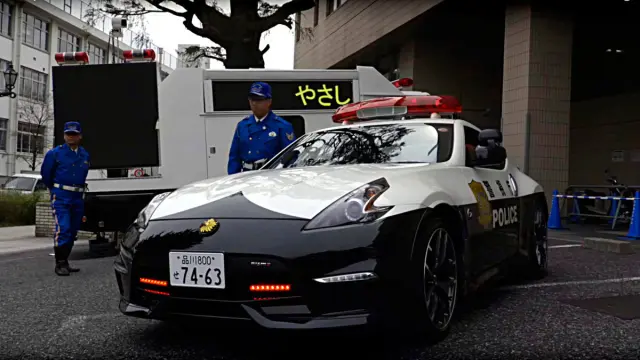 Nissan 370Z Nismo Policia Japón