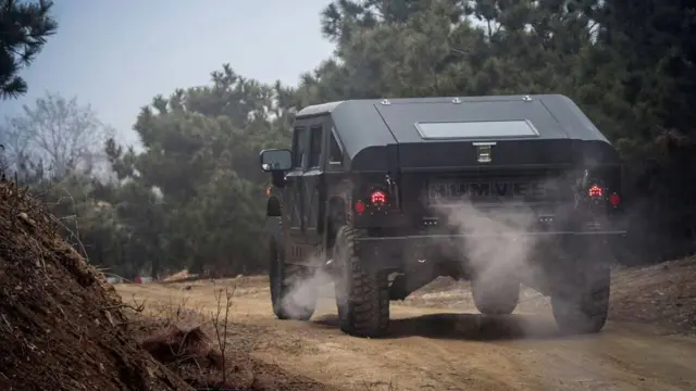 nuevo Hummer H1 zaga