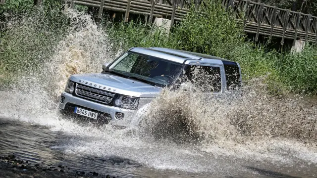 Land Rover Discovery 4 SDV6 HSE