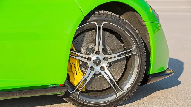 McLaren 650S Spider detalle llanta