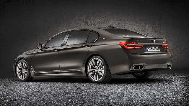 BMW M760Li xDrive maletero