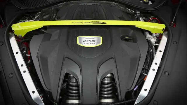 El motor es aún más brutal que el de serie