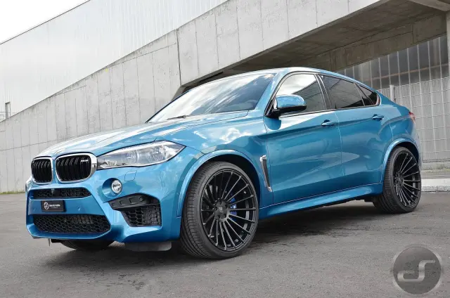 BMW X6 M by DS tres cuartos delanteros