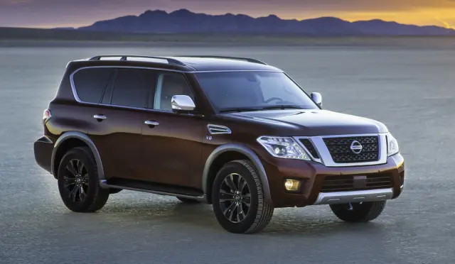 Nissan Armada 2017 tres cuartos delanteros