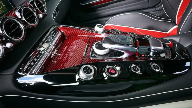 13 Duelo tuning radical: Mansory 4XX Siracusa und AMG GT S