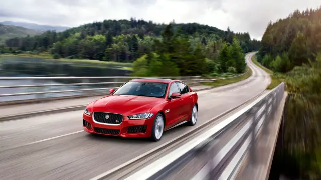 Jaguar XE
