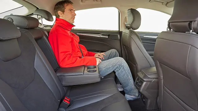 Ford Mondeo traseras