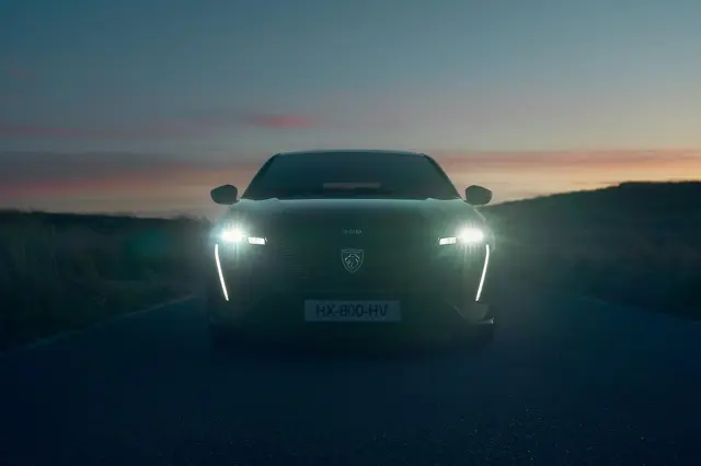 El nuevo 308 está equipado con un amplio equipamiento de seguridad