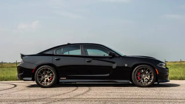 Dodge Charger Hellcat Hennessey lateral