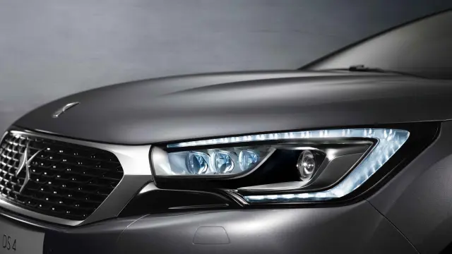 nuevo DS4 2015 detalle faro
