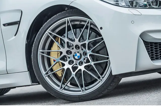 Prueba radical: BMW M4 Competition morro llanta