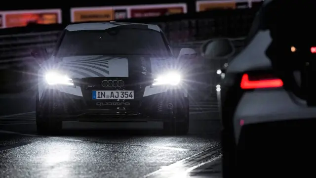 Audi RS 7 autónomo, conduce igual de bien de noche